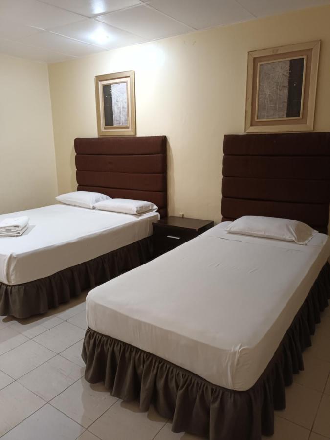 Mactan Pension House Lapu-Lapu City Eksteriør billede