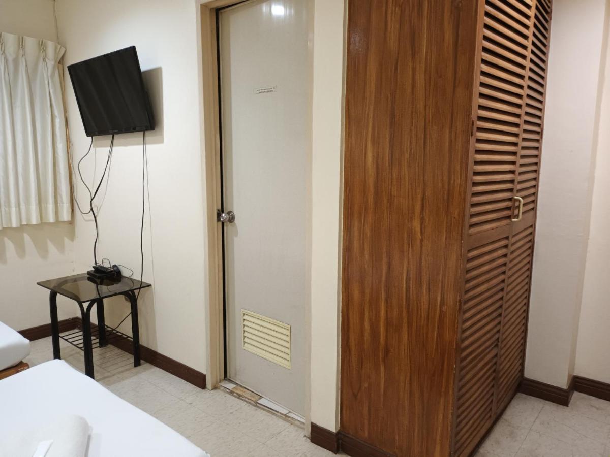 Mactan Pension House Lapu-Lapu City Eksteriør billede