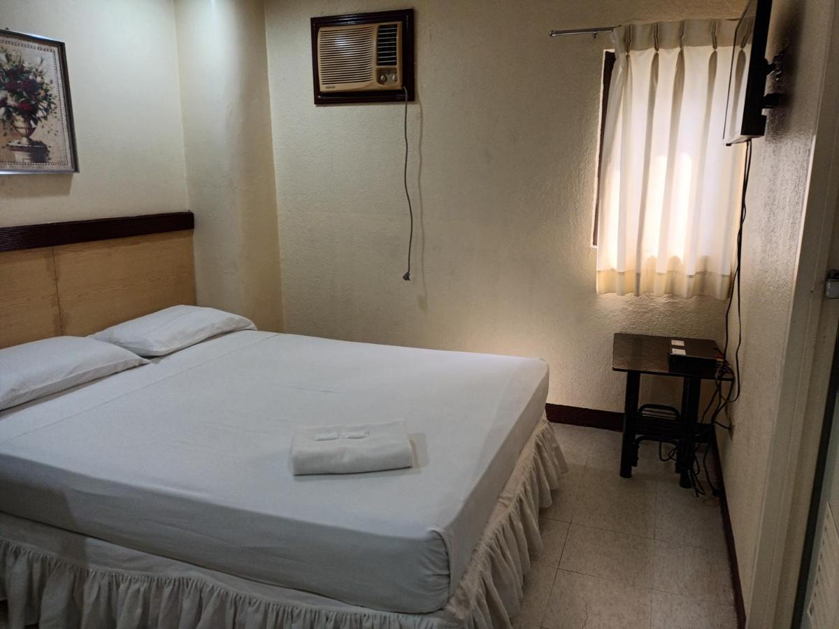 Mactan Pension House Lapu-Lapu City Eksteriør billede